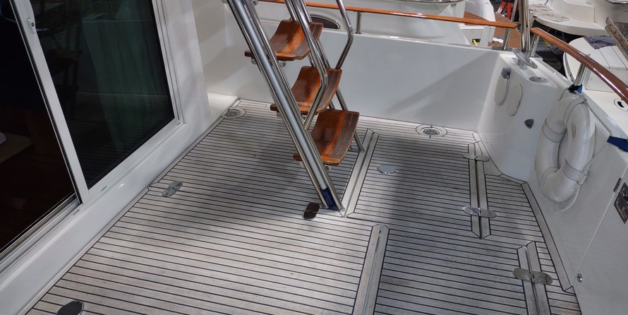 Beneteau Swift Trawler 42