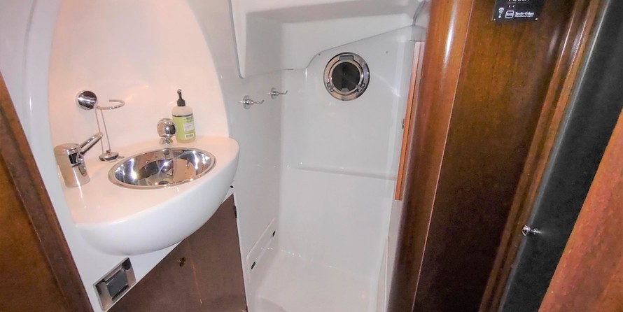 Beneteau Swift Trawler 42