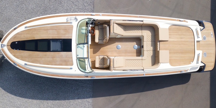 Chris-Craft Corsair 34