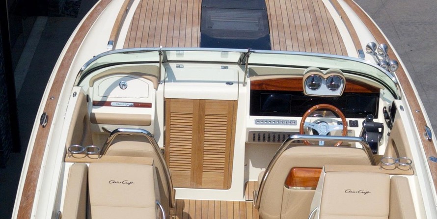 Chris-Craft Corsair 34