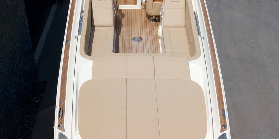 Chris-Craft Corsair 34
