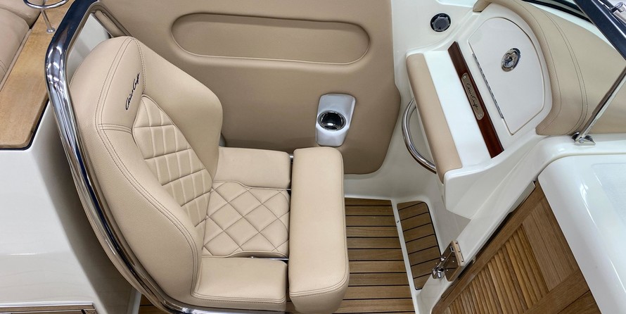 Chris-Craft Corsair 34