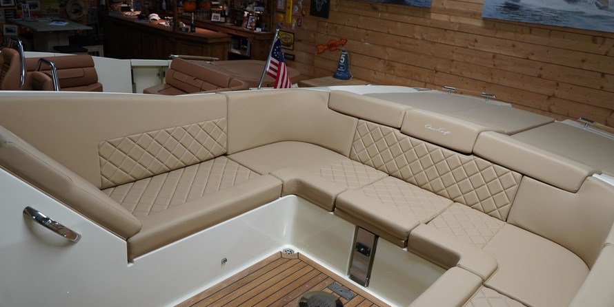 Chris-Craft Corsair 34