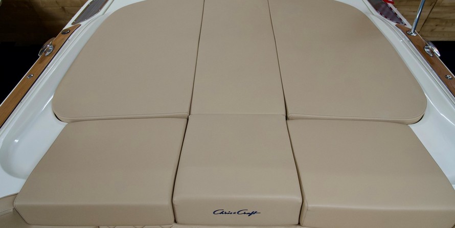 Chris-Craft Corsair 34