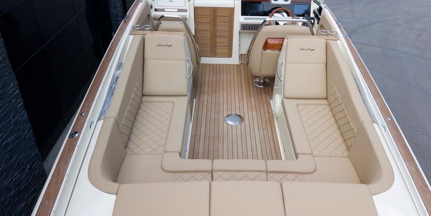 Chris-Craft Corsair 34