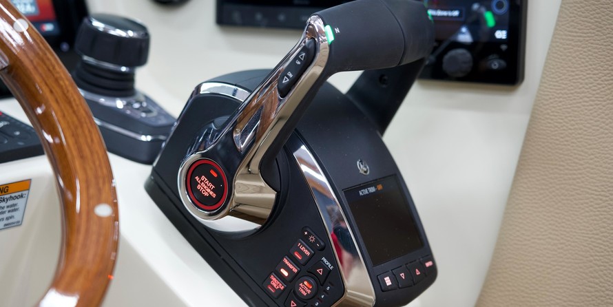 Chris-Craft Corsair 34