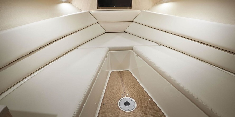 Chris-Craft Corsair 34