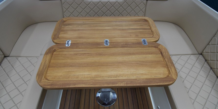 Chris-Craft Corsair 34