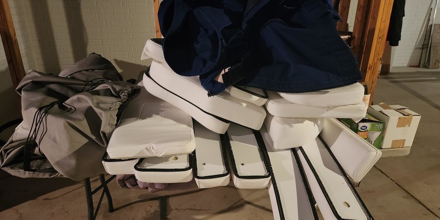 Angler Pro Boats 2900 center console