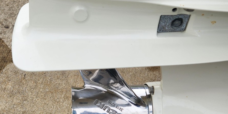 Angler Pro Boats 2900 center console