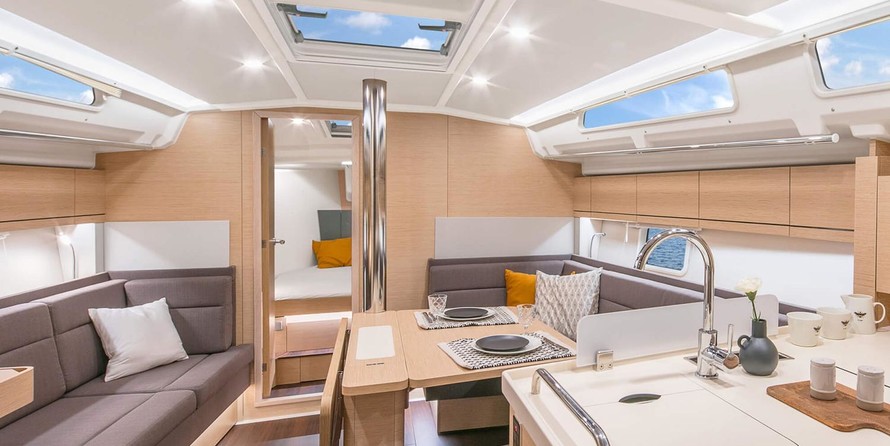 Hanse 418