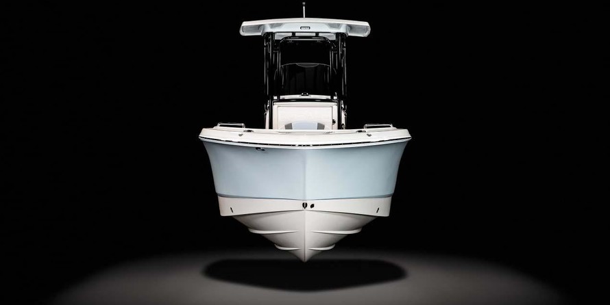 Robalo R230 Center Console