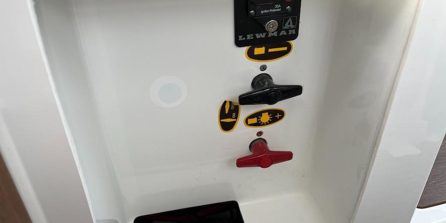 Beneteau Antares 7 OB