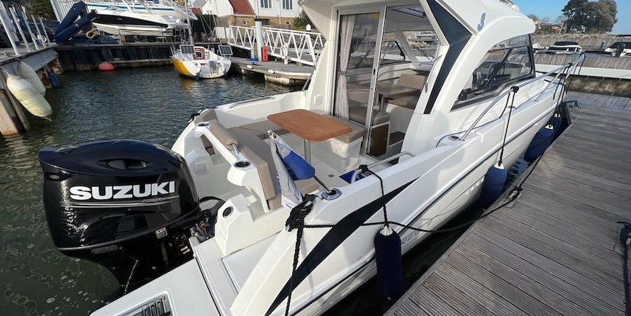 Beneteau Antares 7 OB