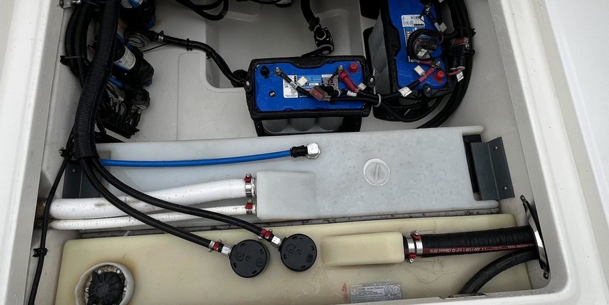 Boston Whaler 270 Vantage