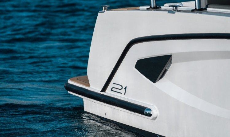 Beluga 21 Open