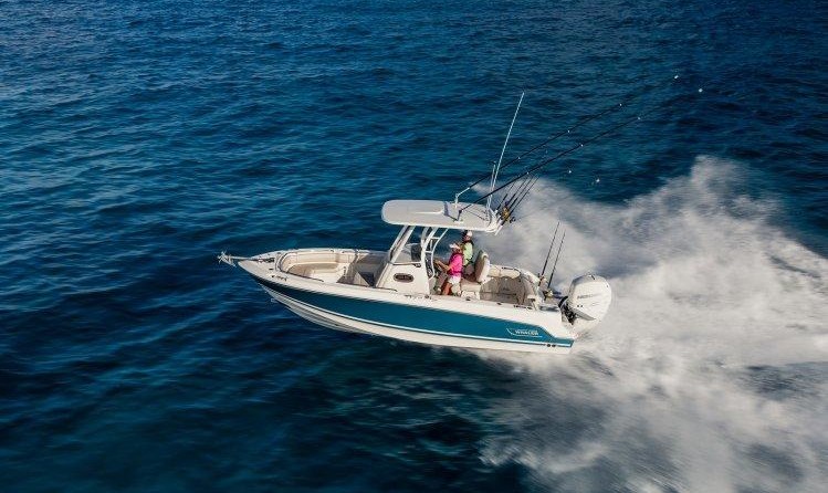 Boston Whaler 230 Outrage