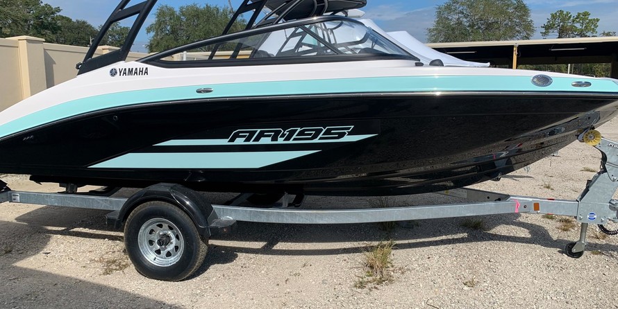 Yamaha AR195