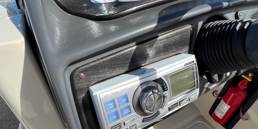 Premier Pontoons Grand Entertainer