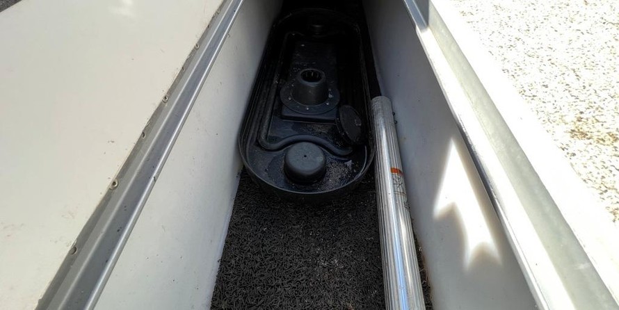 Premier Pontoons Grand Entertainer