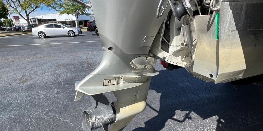 Premier Pontoons Grand Entertainer