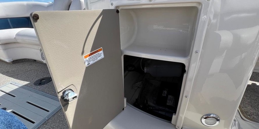 Premier Pontoons Grand Entertainer