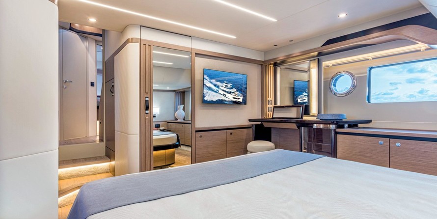 Absolute Navetta 52