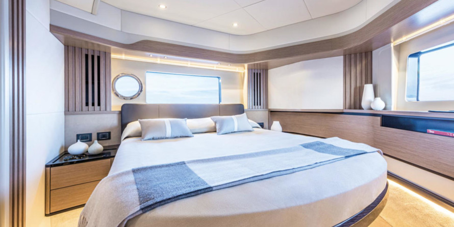 Absolute Navetta 52