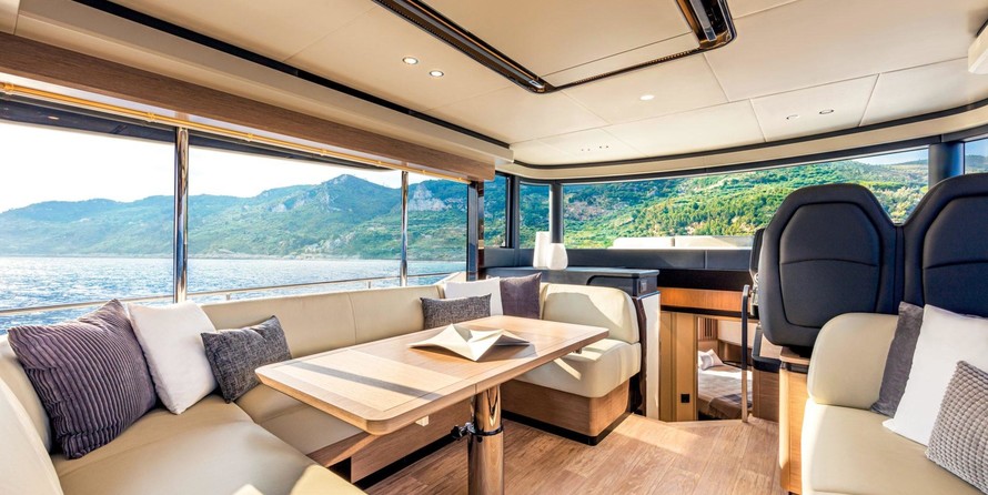 Absolute Navetta 52