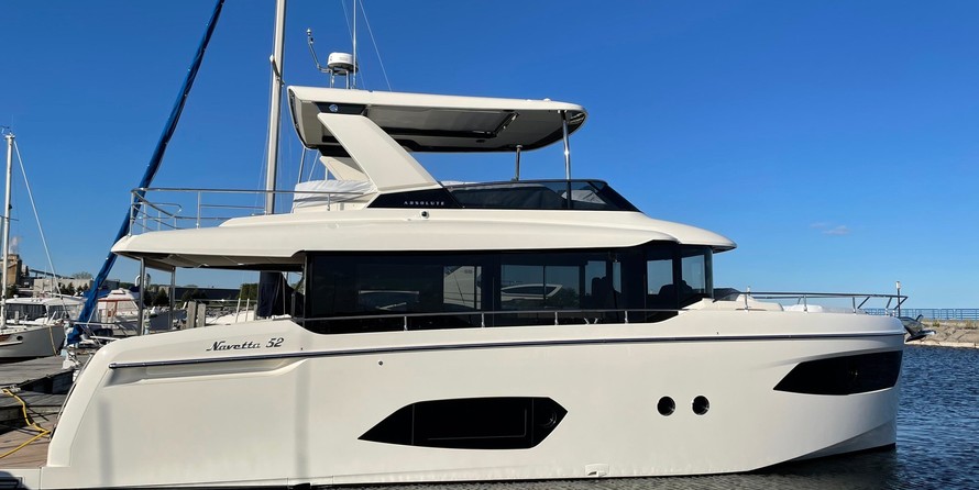 Absolute Navetta 52