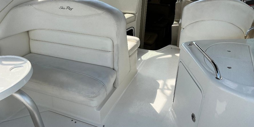 Sea Ray 280 Sundancer