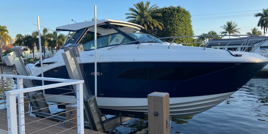 Sea Ray Sundancer 320 OB