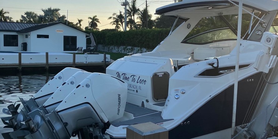 Sea Ray Sundancer 320 OB