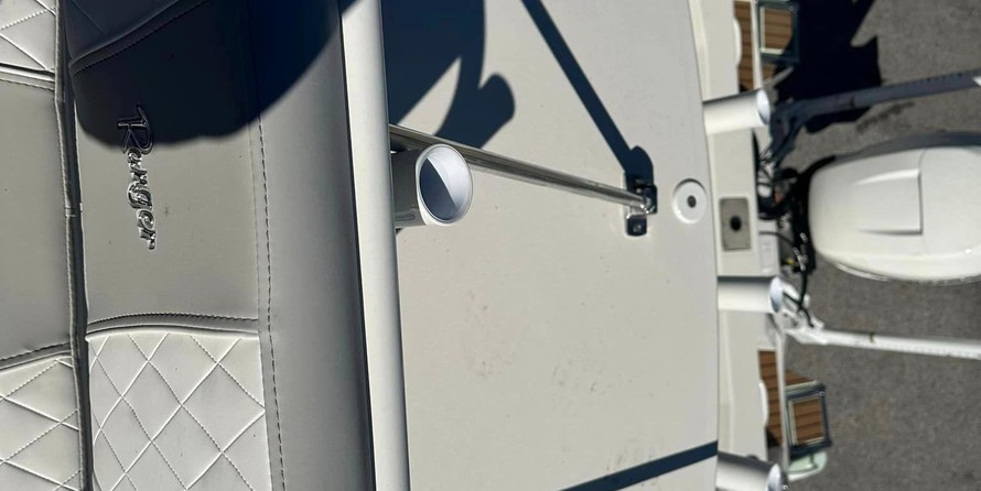 Ranger boats 2400 bay