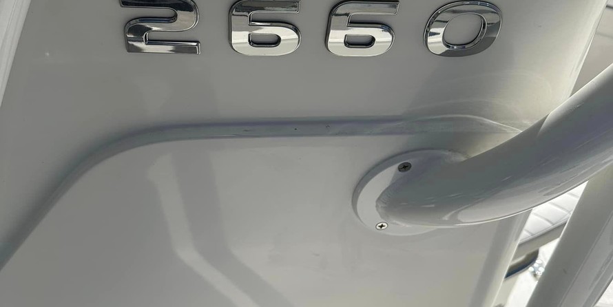 Ranger boats 2400 bay