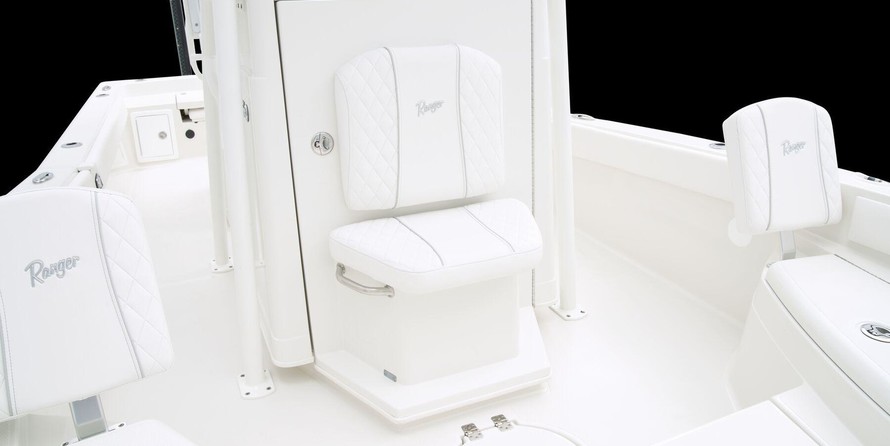 Ranger boats 2400 bay