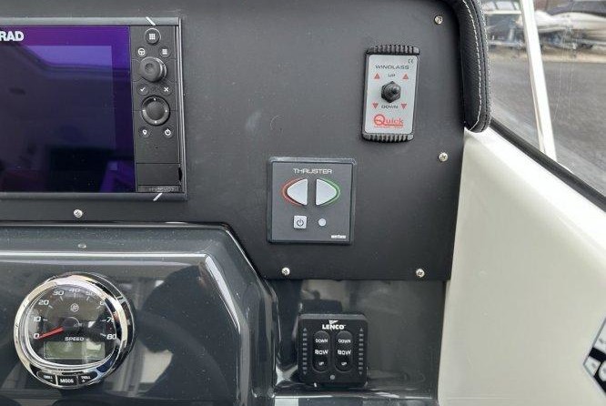 Quicksilver Activ 755 Weekend