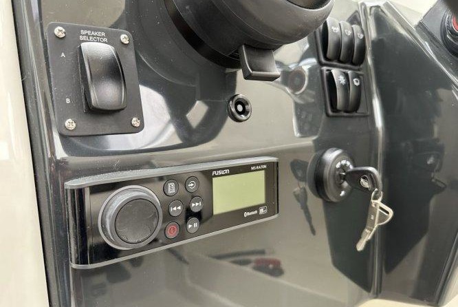 Quicksilver Activ 755 Weekend