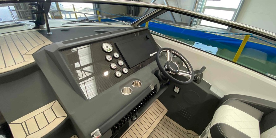 Windy 32 Grand Tornado