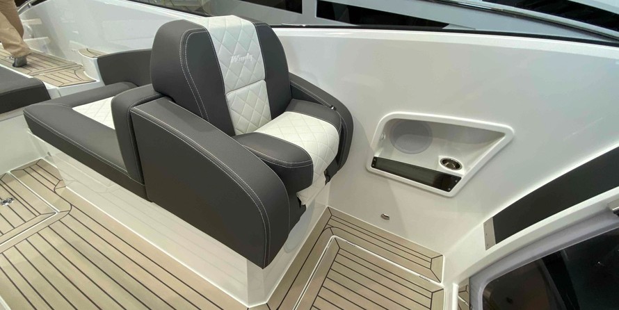 Windy 32 Grand Tornado