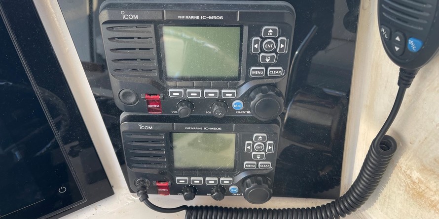 Broward 80 pilot house