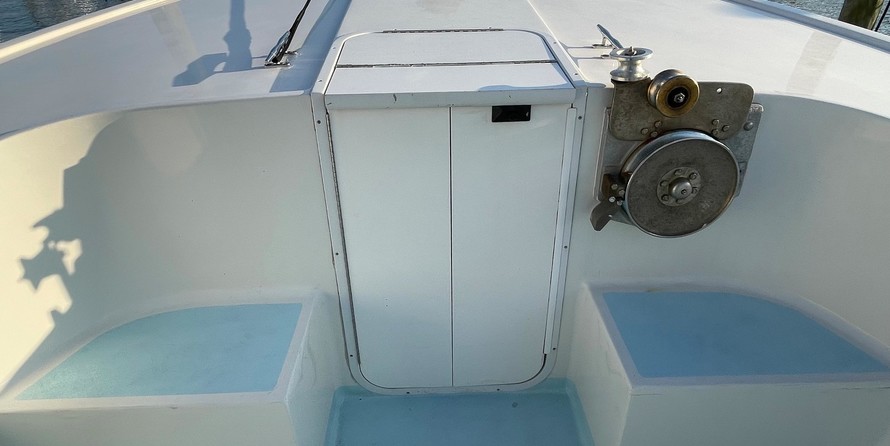 Broward 80 pilot house