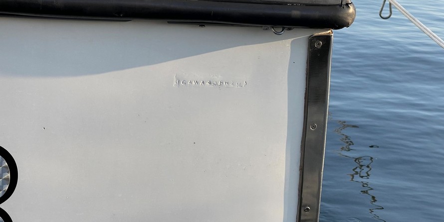 Broward 80 pilot house