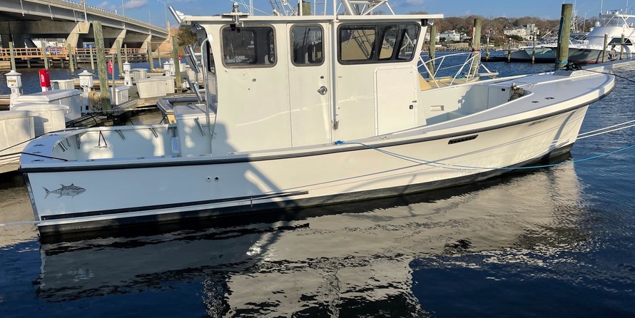 Broward 80 pilot house