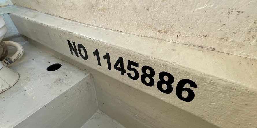 Broward 80 pilot house