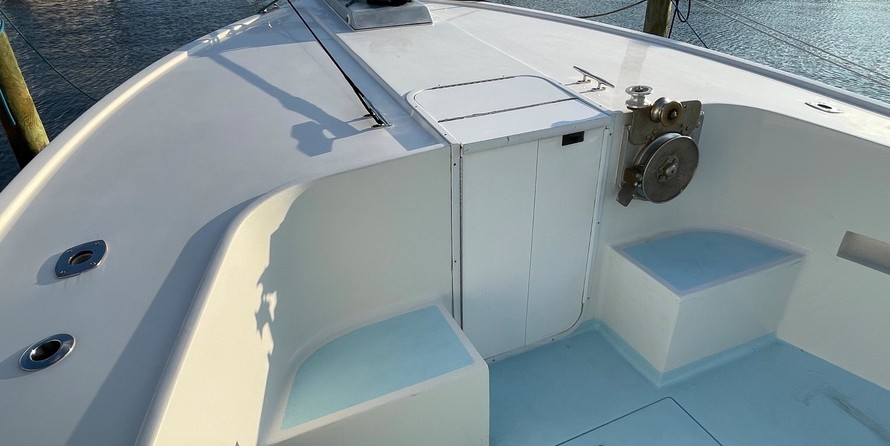 Broward 80 pilot house