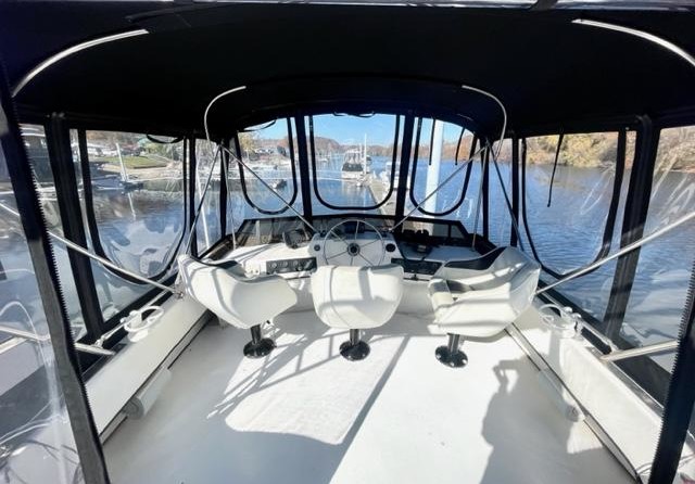 Harbor master 37