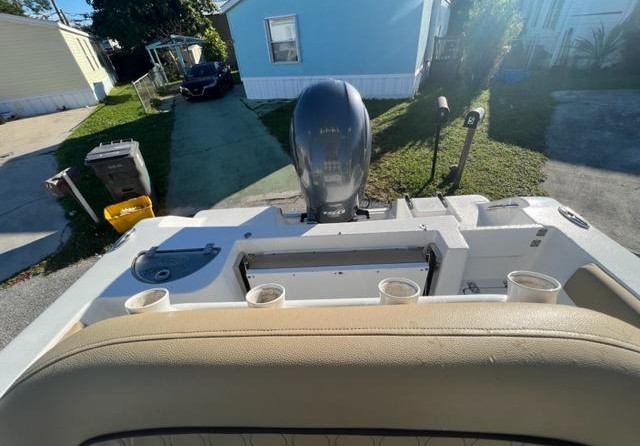 Sportsman 212 open