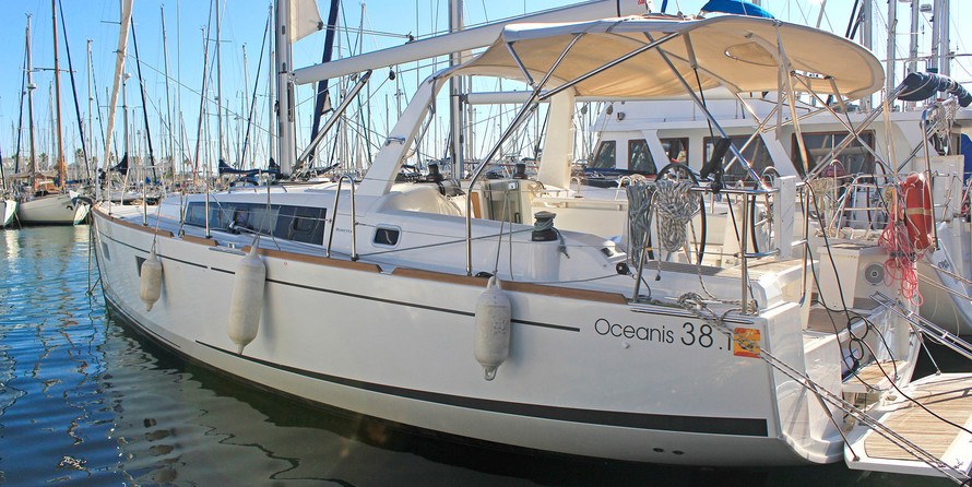 Beneteau Oceanis 38.1