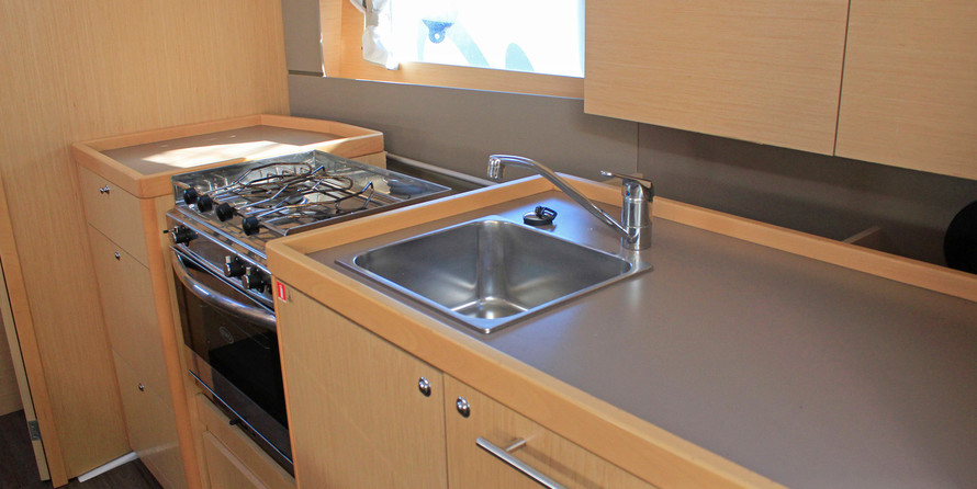 Beneteau Oceanis 38.1